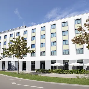 *** Hotel Express By Ihg Germany